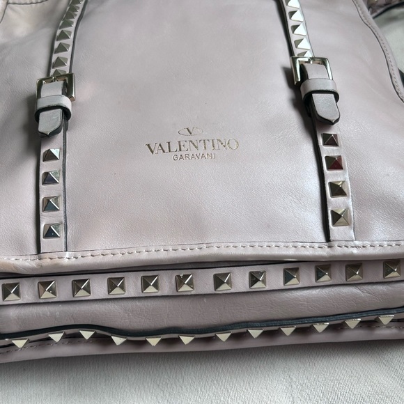 $2900 Valentino Garavani ROCKSTUD shoulder bag - Picture 7 of 13